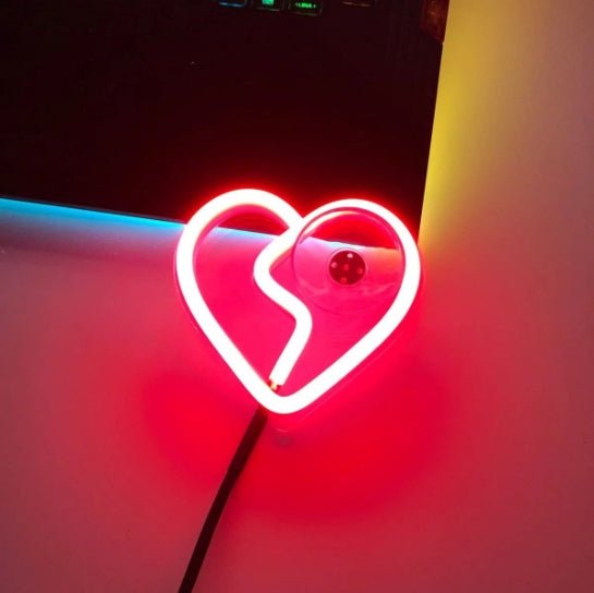 Car LED ambient light, triangular window light (blue heart pattern)